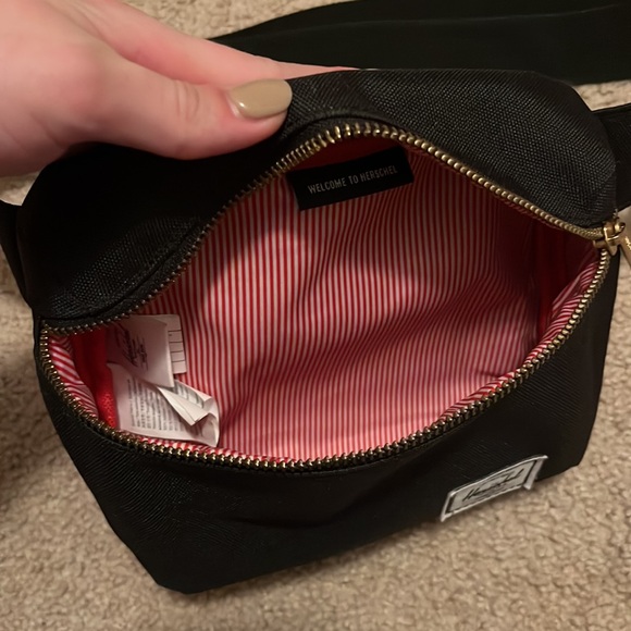 Herschel Fifteen Cotton Casuals Belt Bag/Fanny Pack In Black Great Condition - Picture 7 of 7